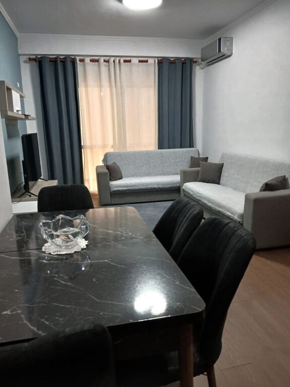 Appartamento 2+1 in affitto, 400 €, a Fresk