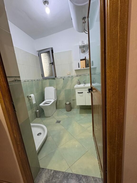 Apartament me qera - Rruga Kosovareve