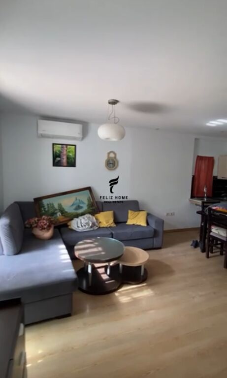 APARTAMENT ME QERA 2+1 CASA ITALIA 44.000 LEKE FH-65016
