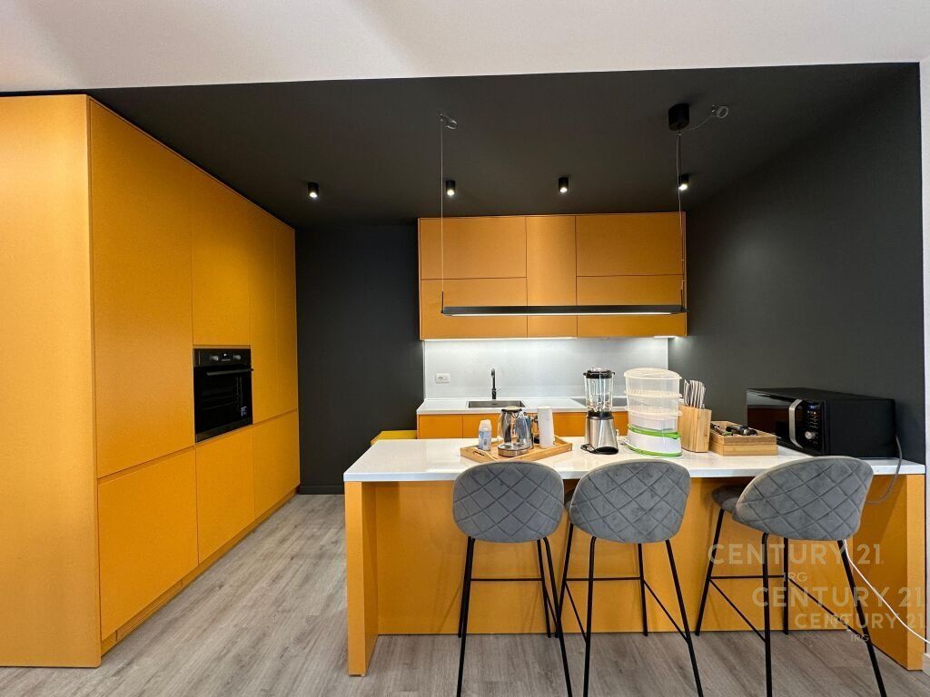 Apartment 2+1+2+ Parking Space for rent at the Former Aviation Field!