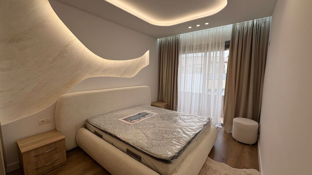 vendesi appartamento 1+1 arredato Astir