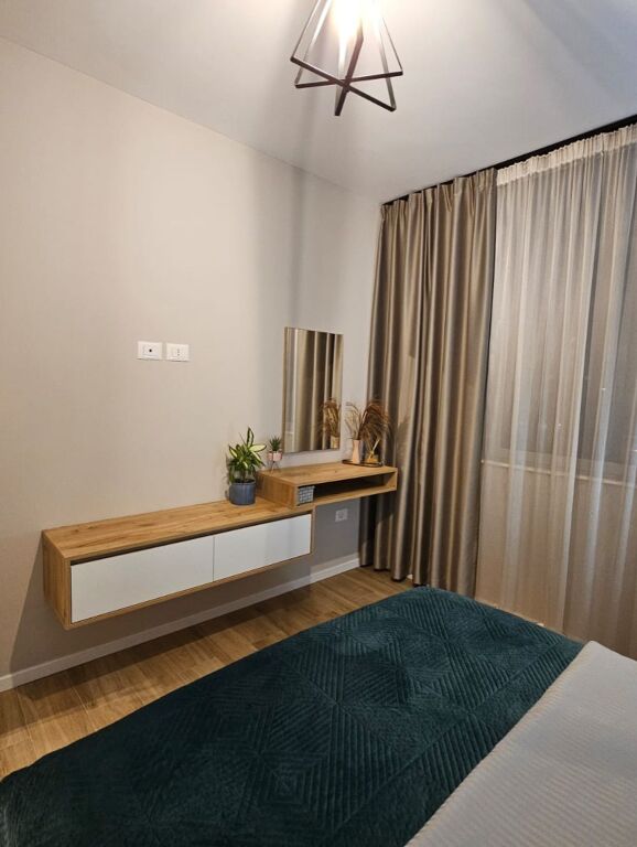 Apartament fantastik 2+1 per qira në Ali Dem, afer fushes