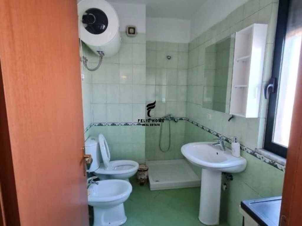 GARSONIERE ME QERA 45 M2 RRUGA E KAVAJES 46.000 LEKE FH-64980