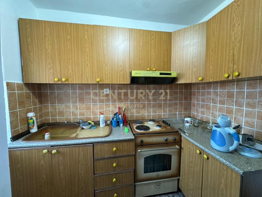 JEPET ME QIRA APARTAMENT 2+1 – MATERNITETI I RI