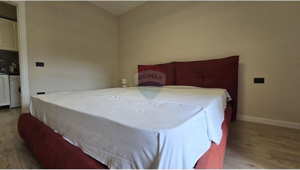 Apartament 2 +1+2 te Sheshi Skenderbej