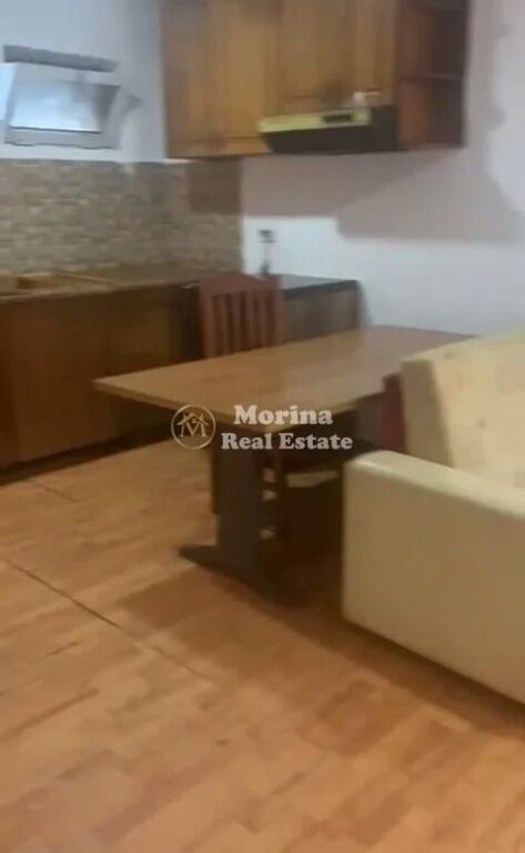 Affitto | Appartamento 1 + 1 | 5 Maji | 200 €/mese