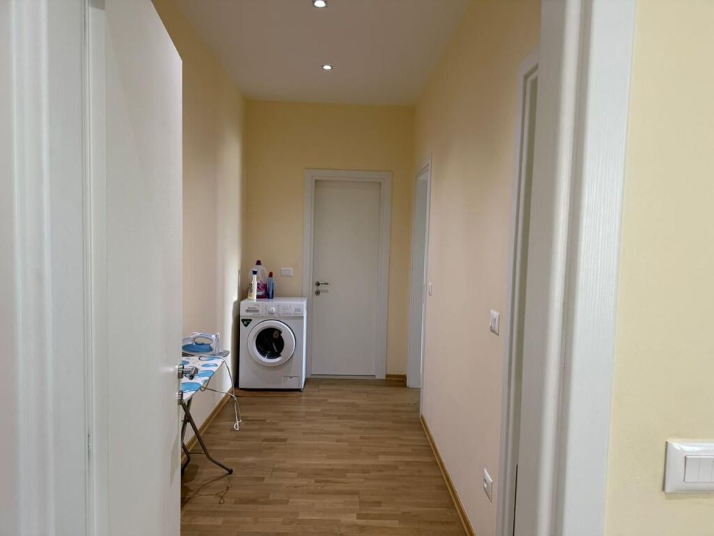 Affittasi Appartamento 2+1+1 con Balcone