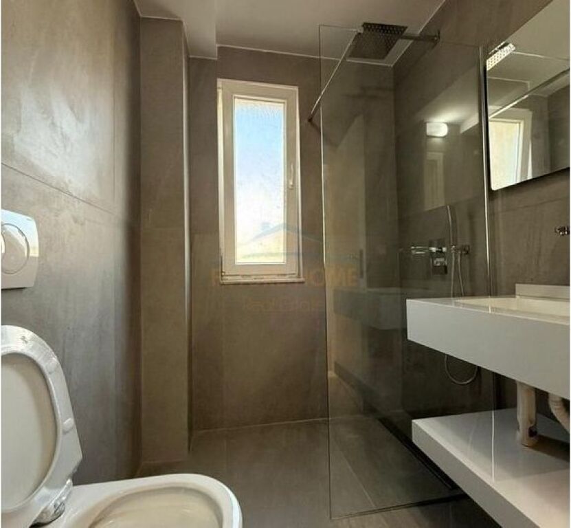 Shitet, Apartament 1+1, Rruga Siri Kodra, Tirane