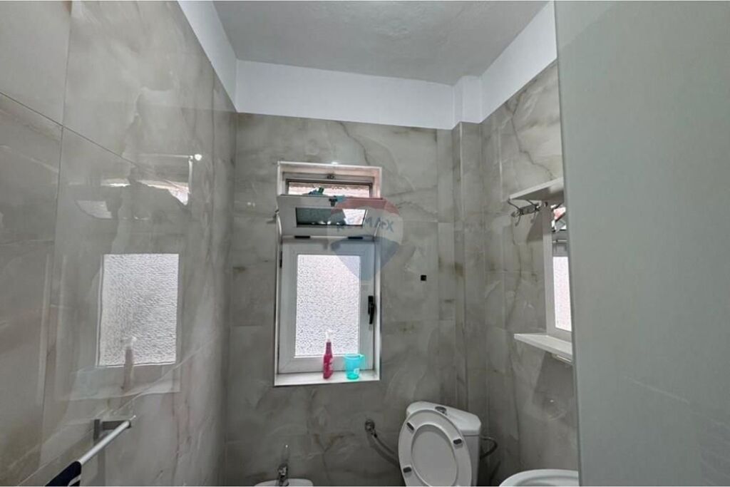 Apartament 1+1 me qira në Rrugën e Dibrës