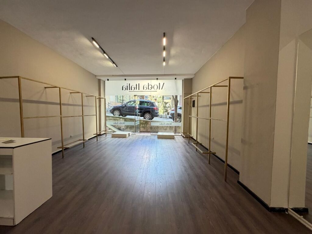 Open Space Office Apartment for Rent in Bllok