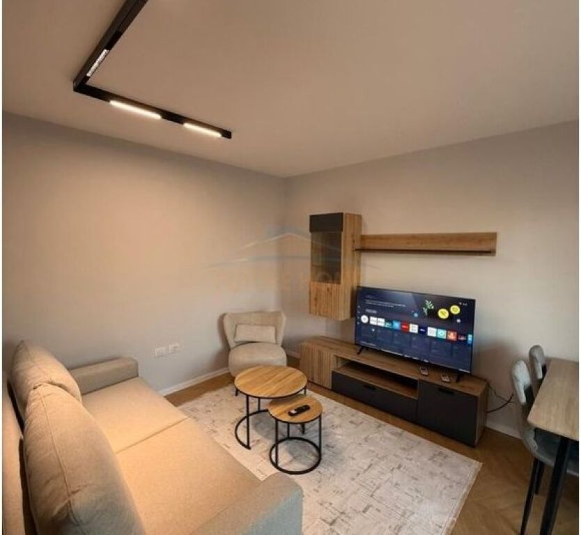 Shitet, Apartament 1+1, Rruga Siri Kodra, Tirane