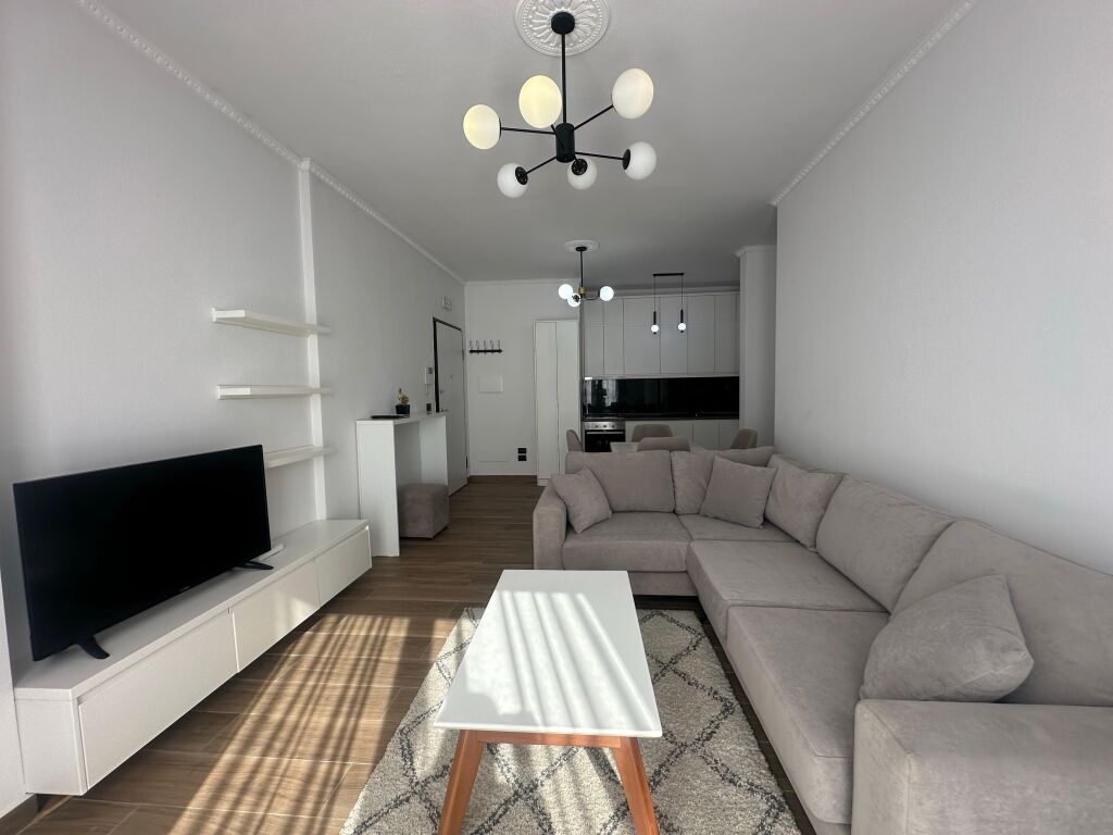 Apartament 1+1 Me Verande+Post Parkimi me Qira Ne Teg
