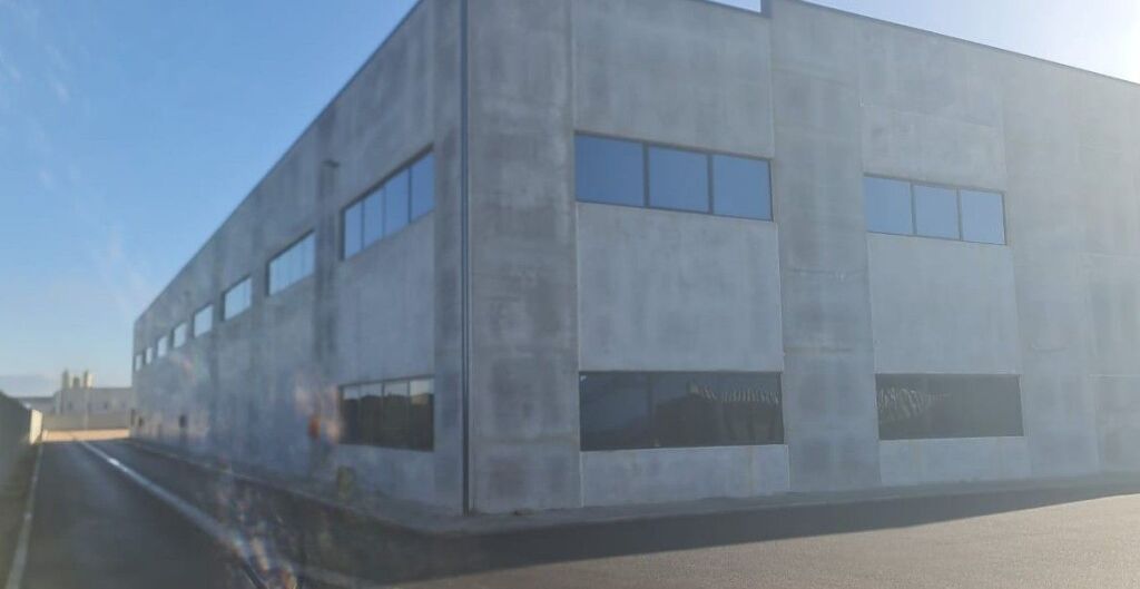 🏭 Kapanon për Shitje – Porto Romano, Durrës