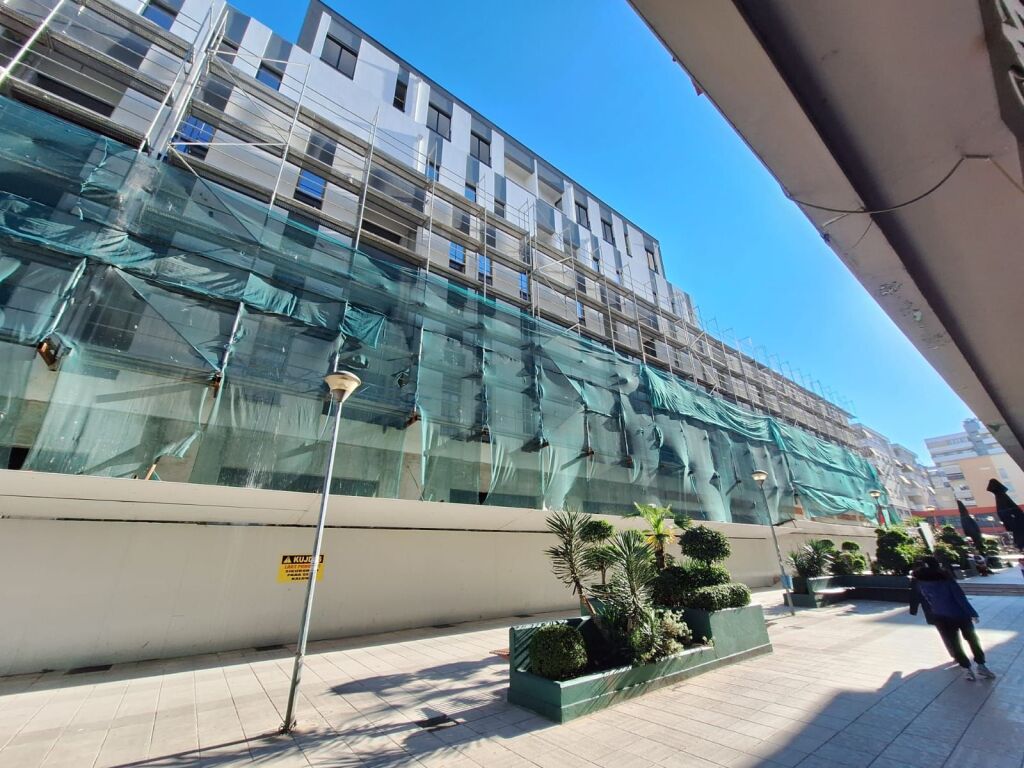 KRISTAL BUILDING, APARTAMENT 2+1 PER SHITJE, 2800€. KOMUNA E PARISIT