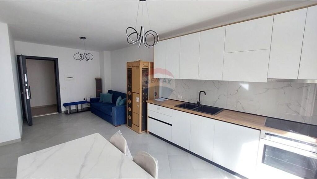 Apartament 1+1 me qira në Rrugën e Dibrës