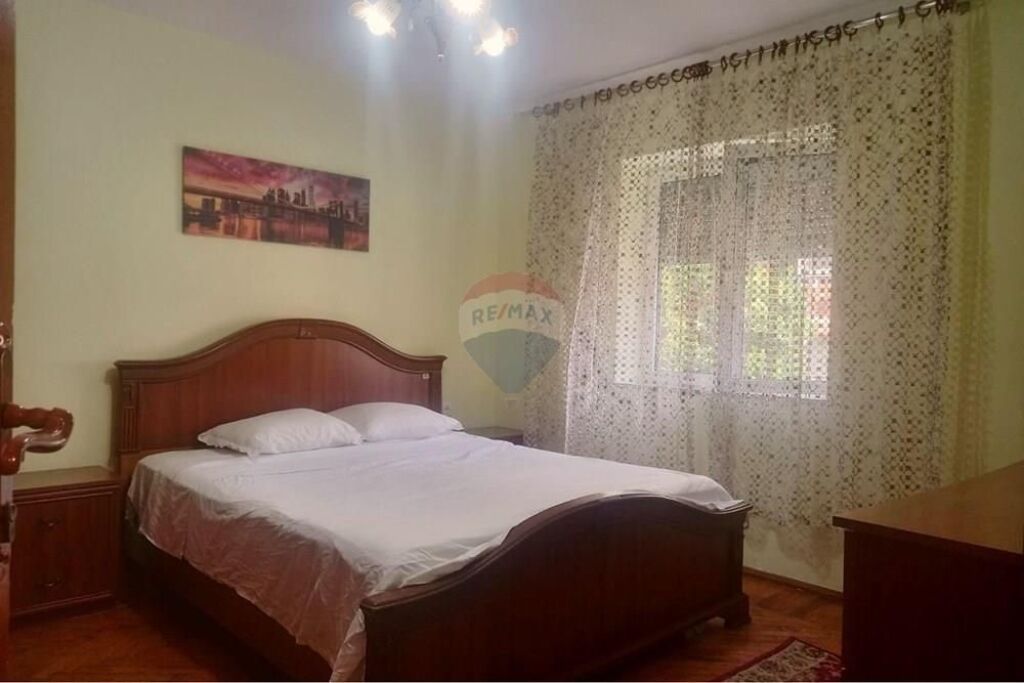 Jepet Apartament me Qira te Ambasada Amerikane