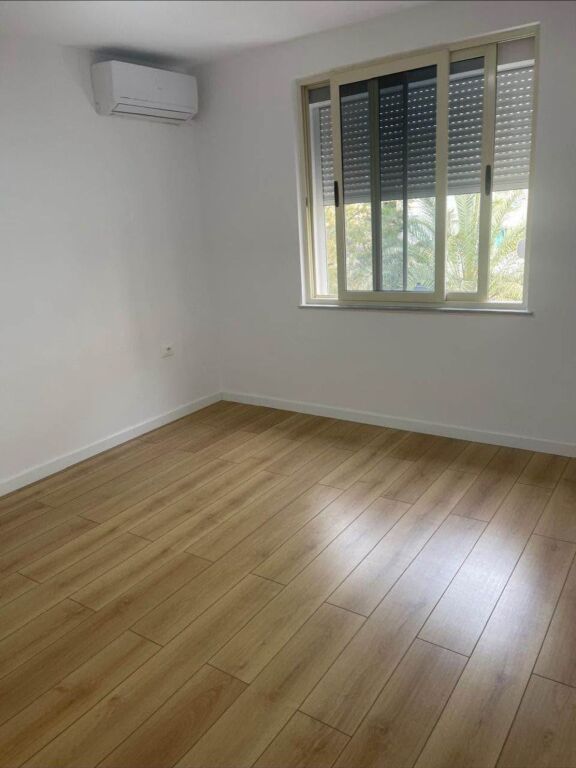 Apartment 2+1 for sale at 21 Dhjetori