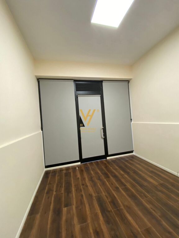 OFFICE 15 M2 FOR RENT AT KIKA 2, PARISIT MUNICIPALITY 300 EURO