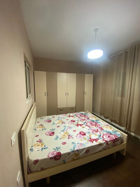 🏡 Jepet me qera Apartament 2+1 te ish Tregu Elektrik, Tiranë