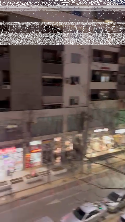 Appartamento 2+1, Astir!