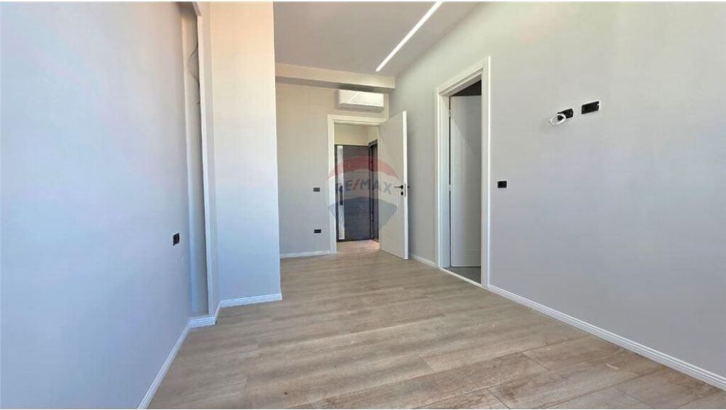 PENTHOUSE EKSKLUZIVE NË SHITJE – LUNGOMARE, VLORË 🌊