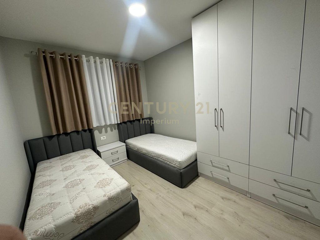 Apartament 2+1 me Qira tek Unaza e Re!