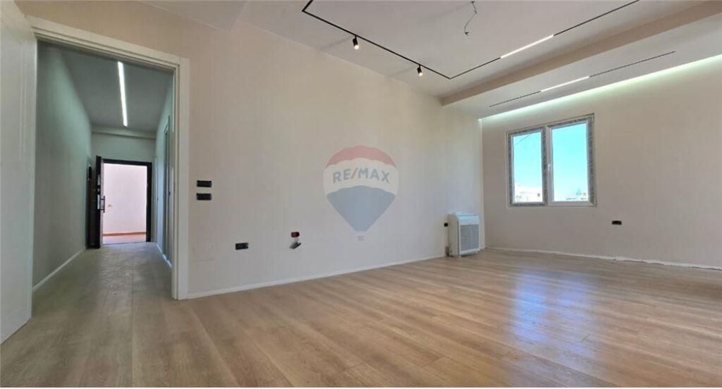 PENTHOUSE EKSKLUZIVE NË SHITJE – LUNGOMARE, VLORË 🌊