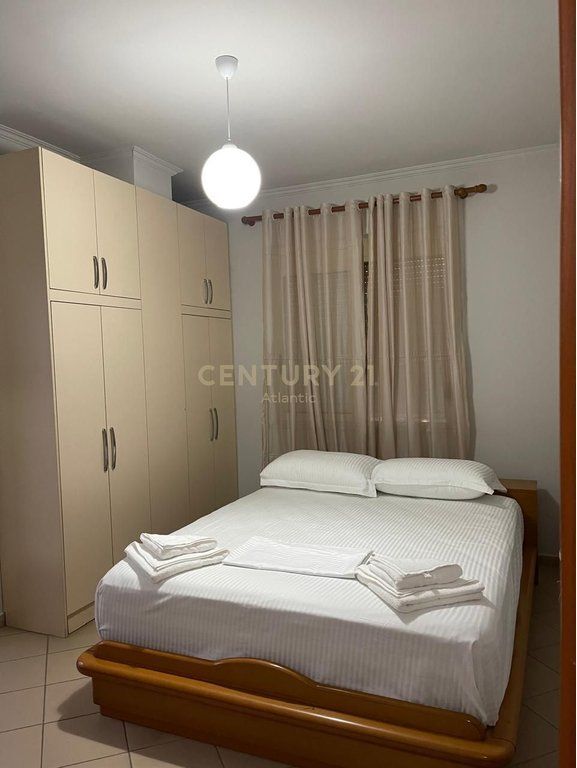 Apartament 1+1 Me Qira, Vije e Pare Deti në Plazh, Durrës – 600€