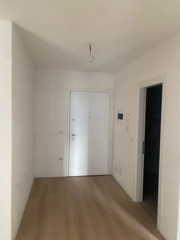 Apartament per shitje 2+1 tek Ish Fusha e Aviacionit
