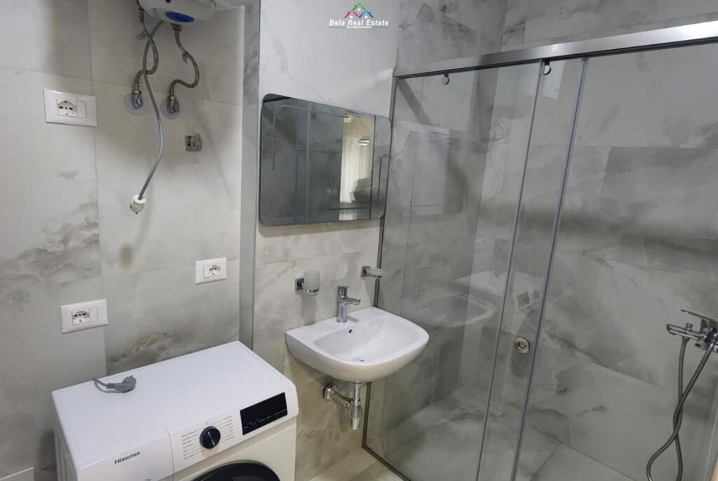 Apartament Me Qera 2+1 Tek Farmacia 10 (ID B2201805) Tirane