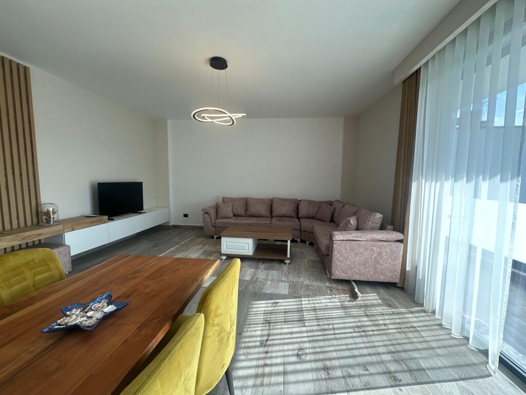 Apartament 1+1 Me Ballkon+Post Parkimi me Qira Ne Teg