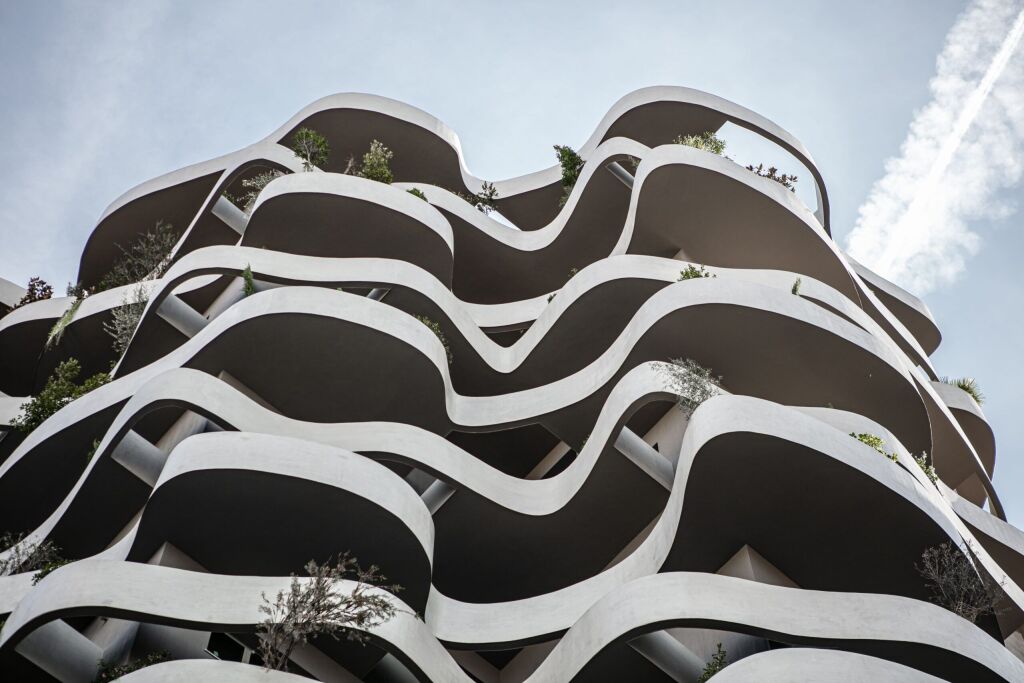 Office for rent 3+1+2 + Parking Post at Lion Park!