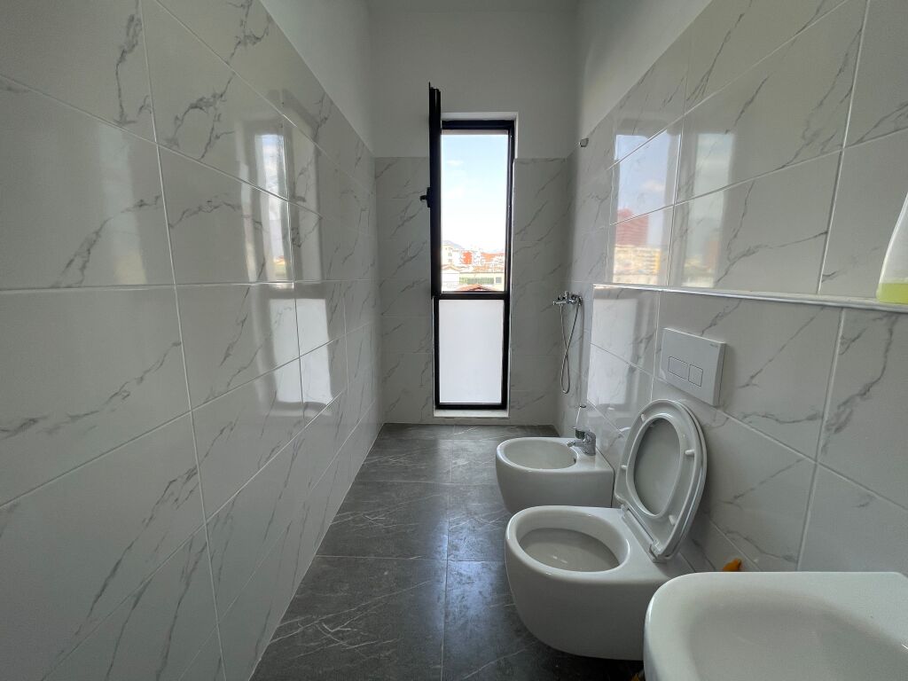 Ambient per zyre me qira! VASIL SHANTO