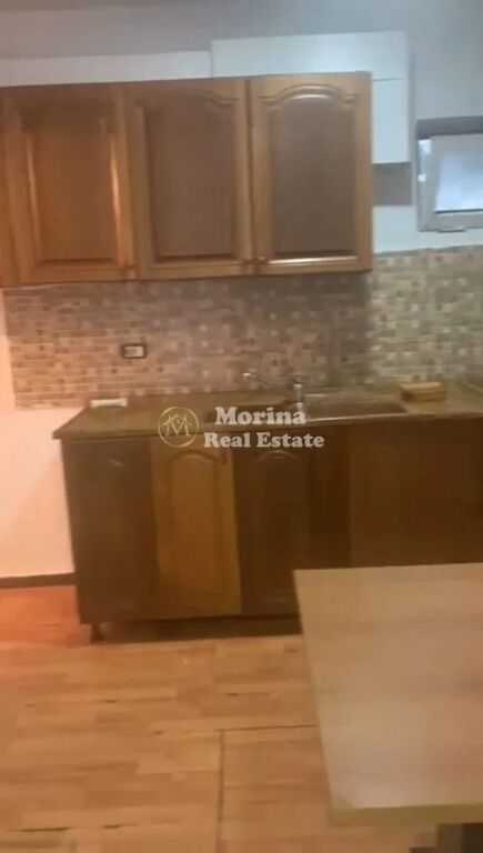 Affitto | Appartamento 1 + 1 | 5 Maji | 200 €/mese