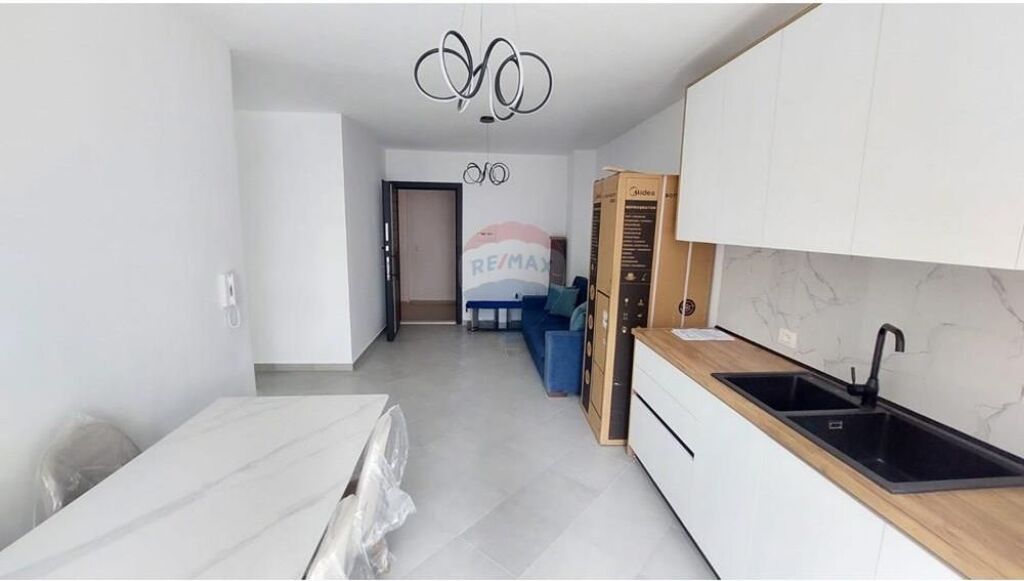 Apartament 1+1 me qira në Rrugën e Dibrës