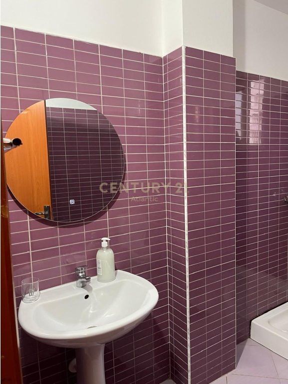 Apartament 1+1 Me Qira, Vije e Pare Deti në Plazh, Durrës – 600€