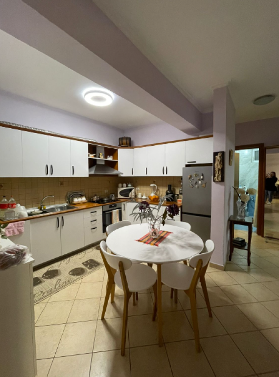 🏡 APARTAMENT 2+1+2 ME QIRA    