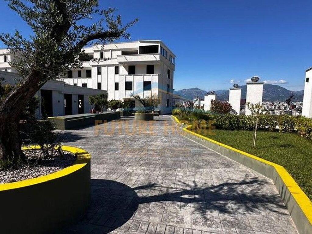 Shitet, Apartament 1+1, Selite,Tirane