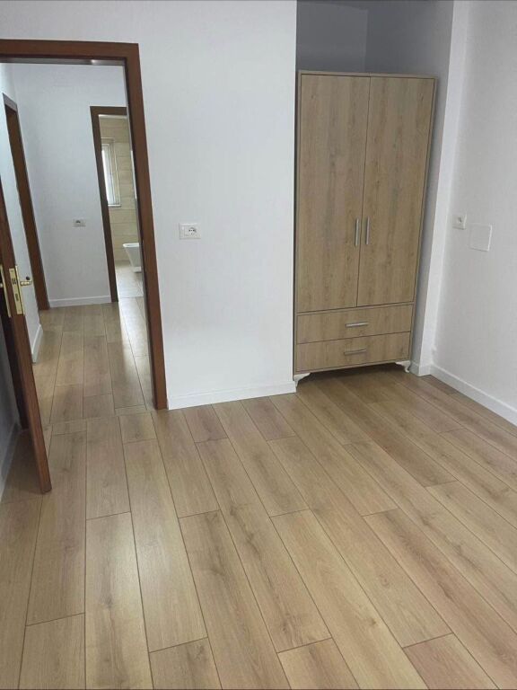 Apartment 2+1 for sale at 21 Dhjetori