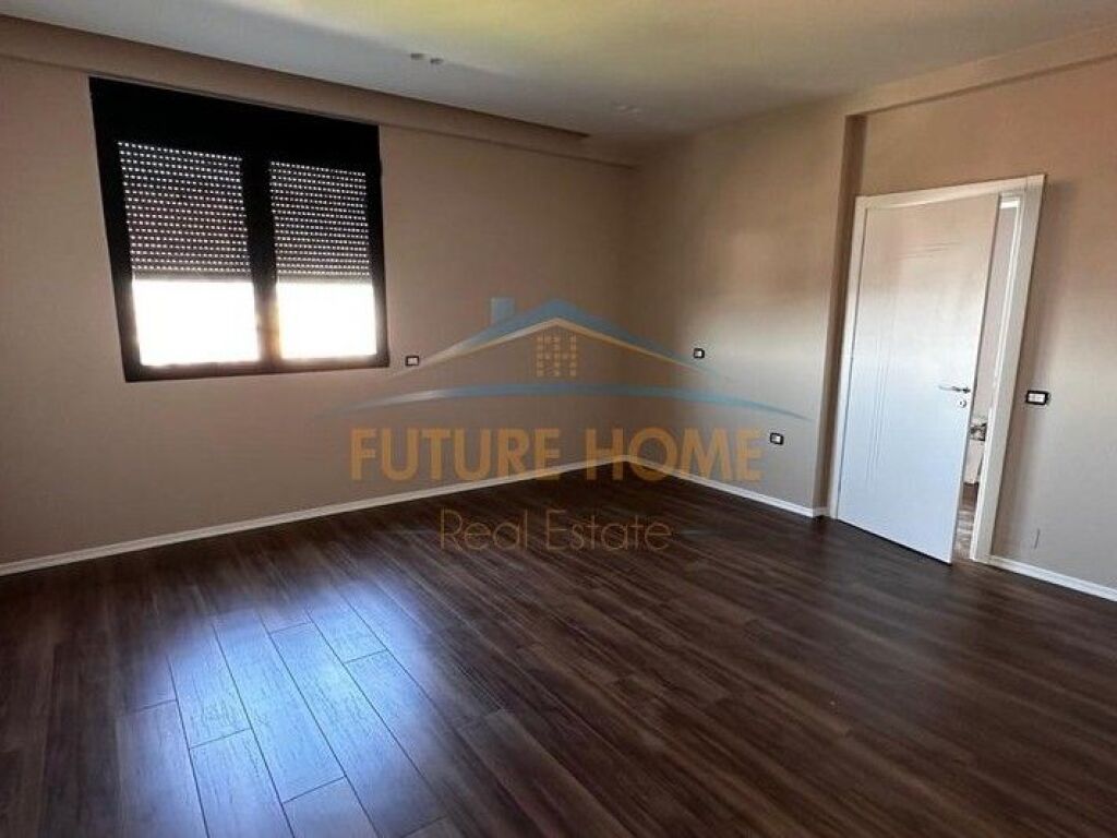 Shitet, Apartament 1+1, Selite,Tirane