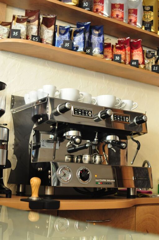 🔥 Locale in Affitto – vicino allo Stadio Dinamo