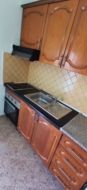 Furnished studio apartment for rent at Jordan Misja near Bederi