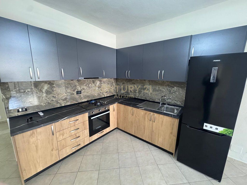 Apartament 2+1 Me Qira në Kthesa e Kamzës! 400 € /Muaj