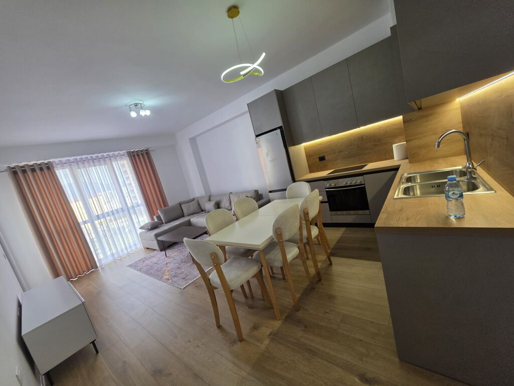 Astir 1+1Jepet me qera  (Urban Gate)
