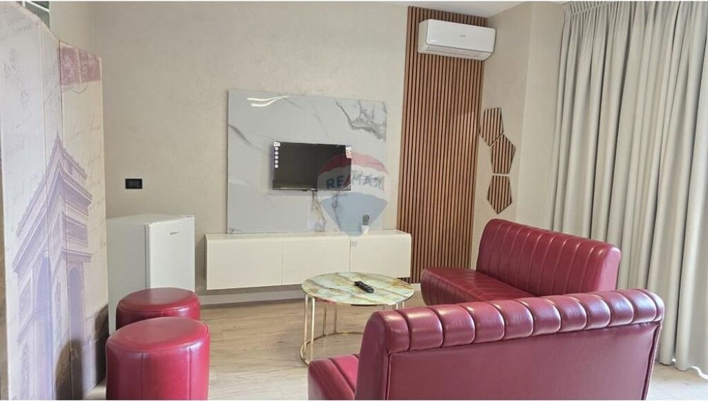 Appartamento 2 +1+2 in Piazza Skenderbej