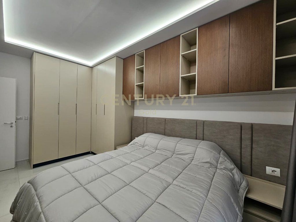 FOR RENT APARTMENT 1+1+PARKING SPACE!