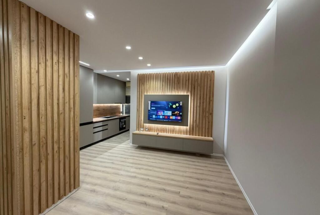 Tek Diplomati Ne Vlore, Shitet Garsoniere I Sapo Investuar!