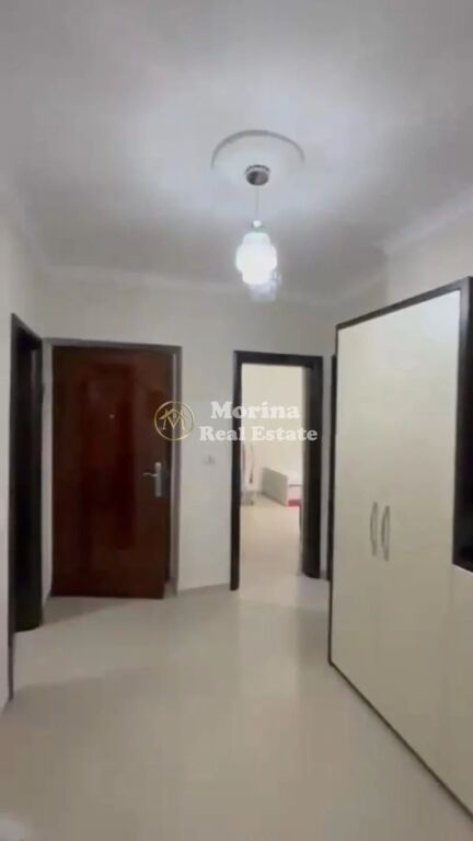 Qera | Apartament 3 + 1 | Pazari i Ri | 900 €/muaj