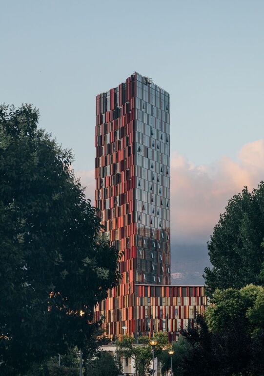 OFFICE FOR RENT AIR ALBANIA STADIUM