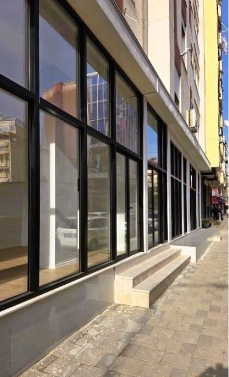 Affittasi bar-ristorante presso la Procura di Tirana